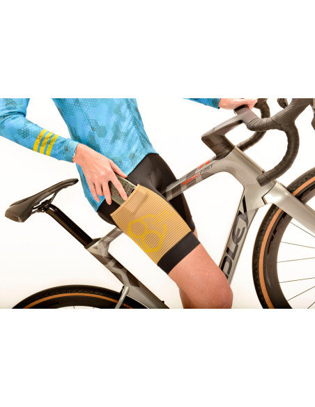  8ight and Counting Womens Cycling BIBshort "Cargo" -  Road Race Apparel